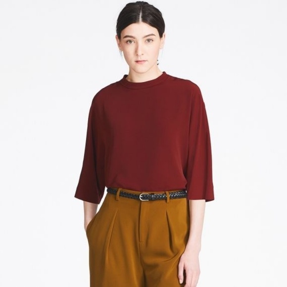 Uniqlo Tops - 🍁Uniqlo mock neck top